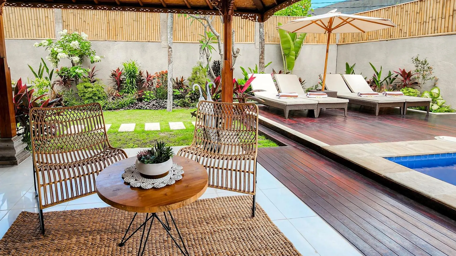 Inyoni Toucan Villa - Best Location In Seminyak.