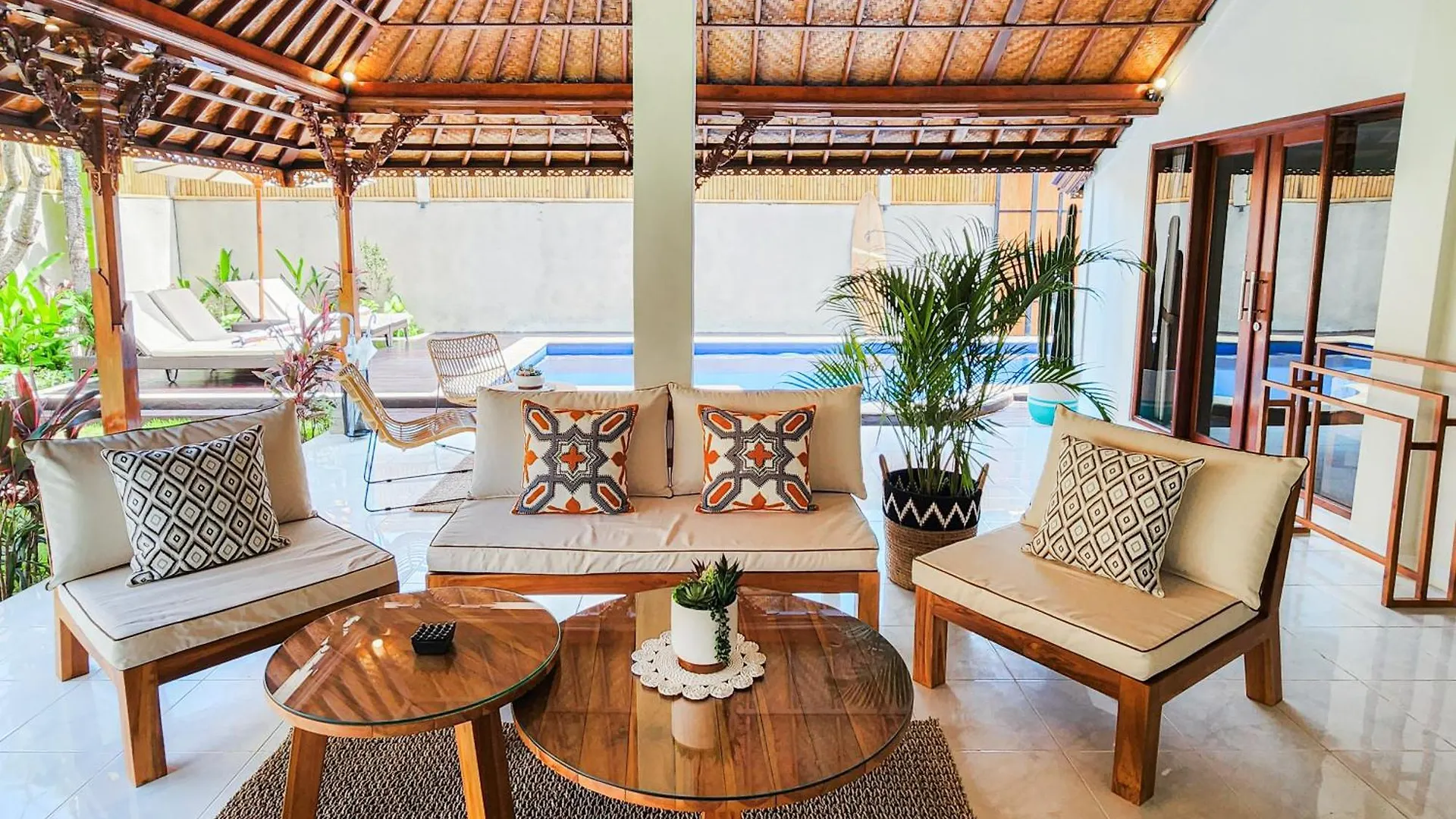 Inyoni Toucan Villa - Best Location In Seminyak. 0*,  Indonesien